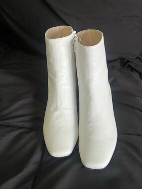 White Ankle Zip Heeled Boots for Women
